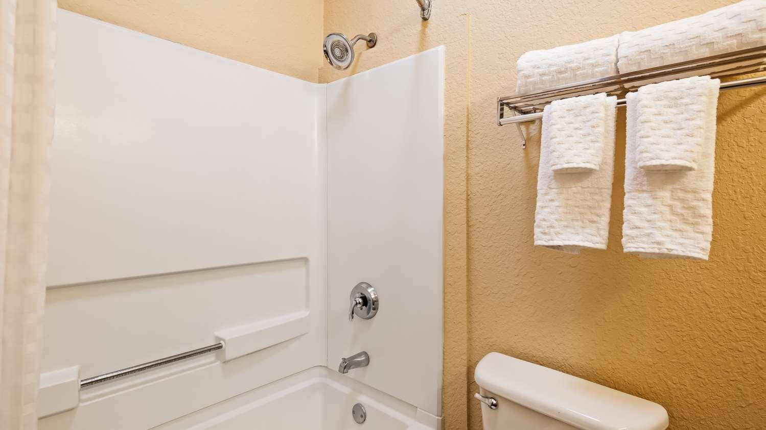 Best Western Plus Strawberry Inn & Suites Knoxville Ngoại thất bức ảnh