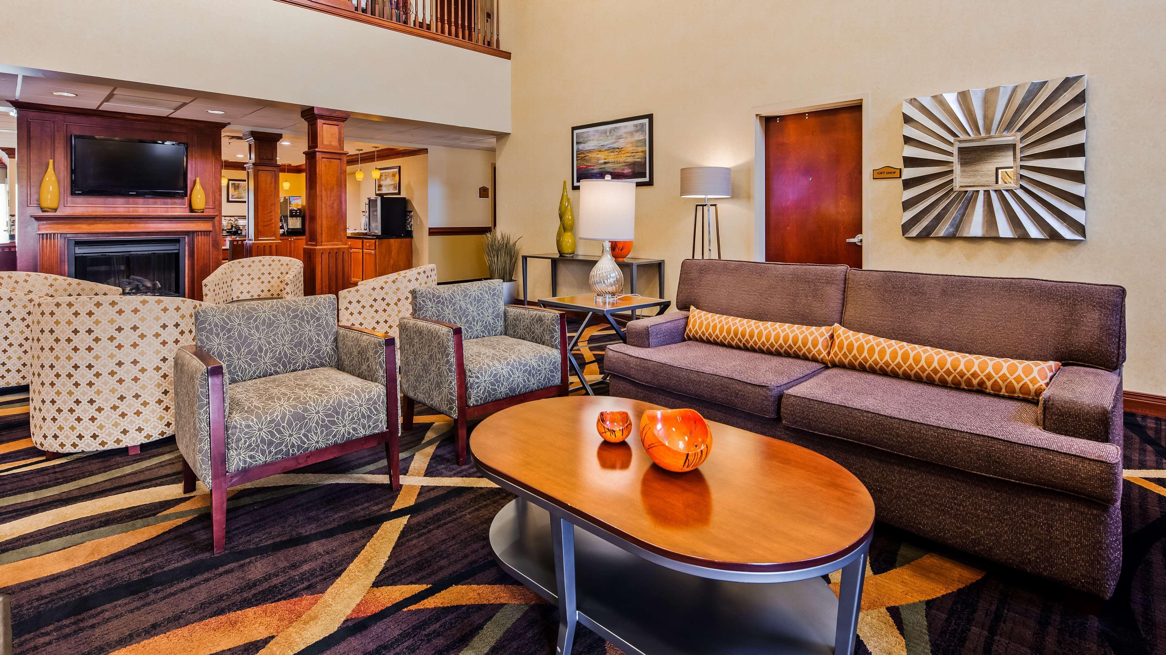 Best Western Plus Strawberry Inn & Suites Knoxville Ngoại thất bức ảnh