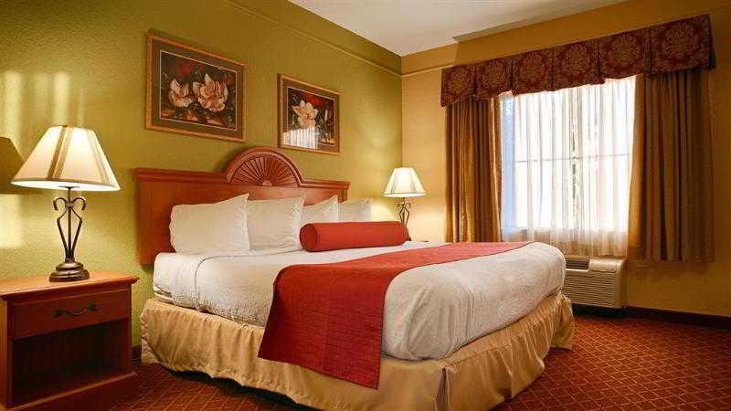 Best Western Plus Strawberry Inn & Suites Knoxville Ngoại thất bức ảnh